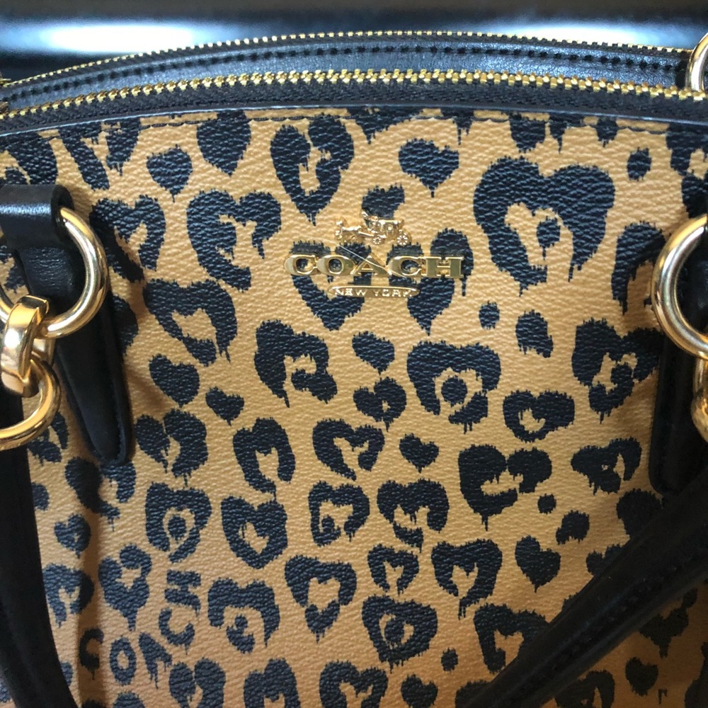 Coach purse nwot - Picture 2 of 3